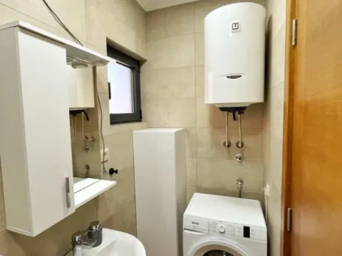 Izdavanje, jednosoban stan, 40m², Donja Lastva, Tivat - image 8