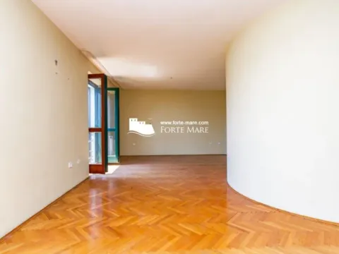 Prodaja, kuća, 590m², Herceg Novi, Crna Gora - image 4