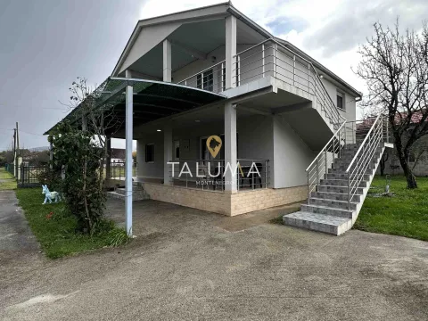 Sale, house, 216m², Spuž, Danilovgrad