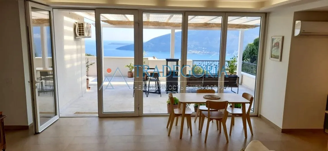 Sale, three bedroom apartment, 173m², Herceg Novi, Crna Gora