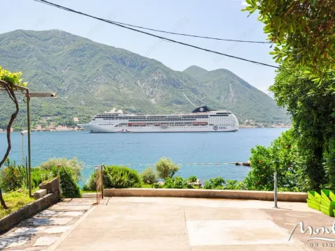 Prodaja, kuća, 1198m², Dobrota, Kotor - image 2