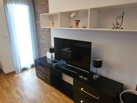 Rent, one bedroom apartment, 45m², City Kvart, Podgorica - image 3