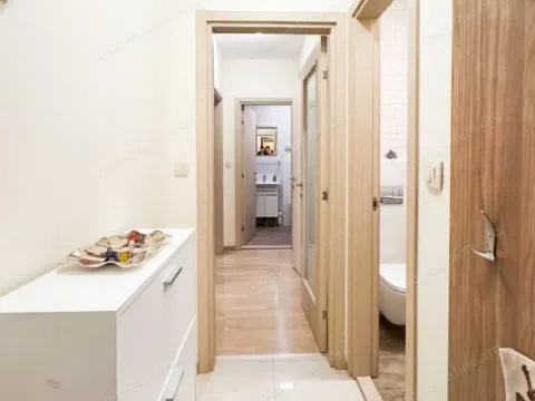 Prodaja, dvosoban stan, 72m², City Kvart, Podgorica - image 10