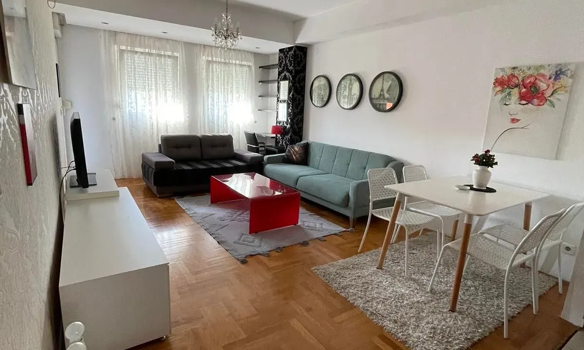 Izdavanje, jednosoban stan, 53m², Podgorica, Crna Gora