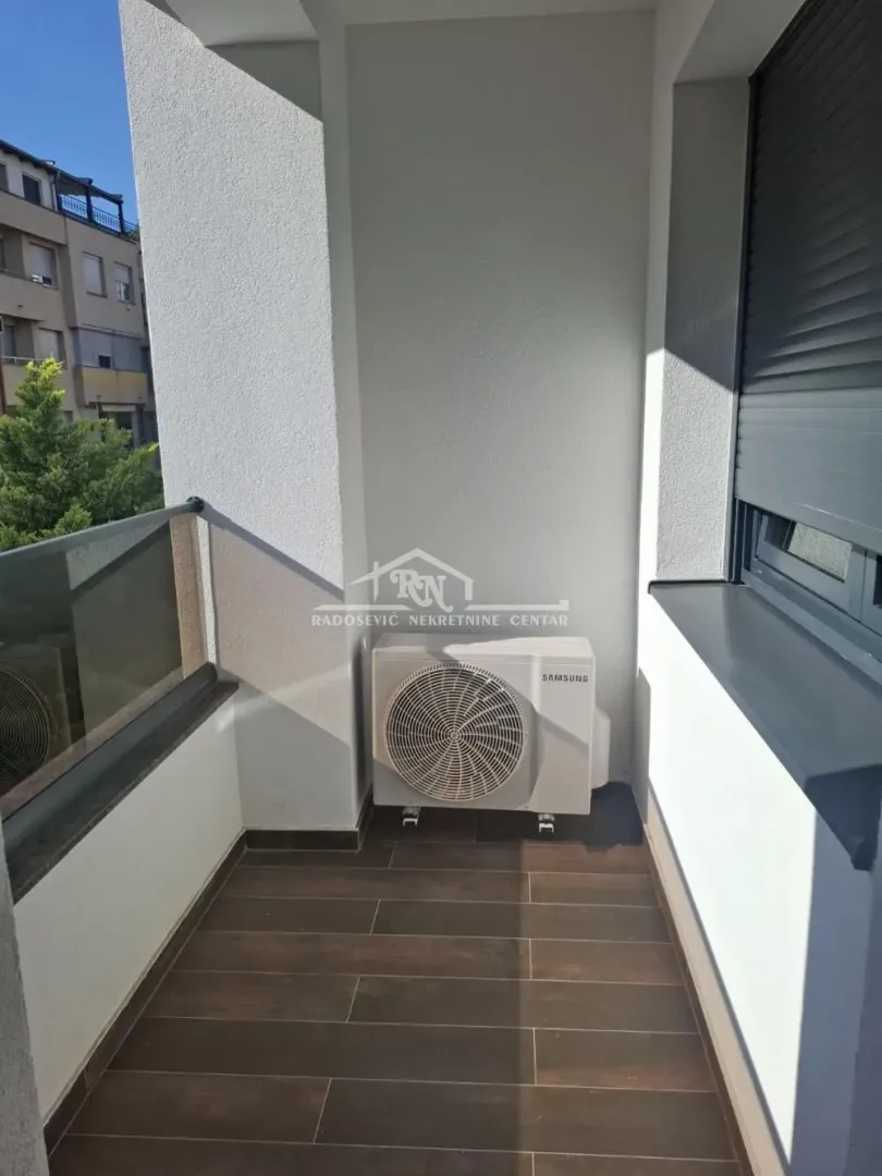 Sale, three bedroom apartment, 78m², Zvezdara Sve Podlokacije, Beograd