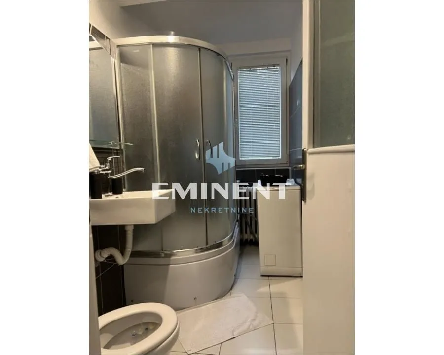 Rent, two bedroom apartment, 54m², Kalenić Pijaca, Vračar Sve Podlokacije