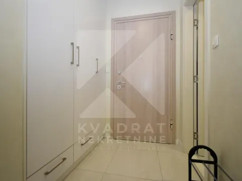 Rent, two bedroom apartment, 70m², Central Point, Podgorica - image 17