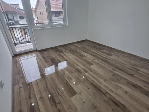 Prodaja, četvorosoban stan, 112m², Medijana, Niš - image 2