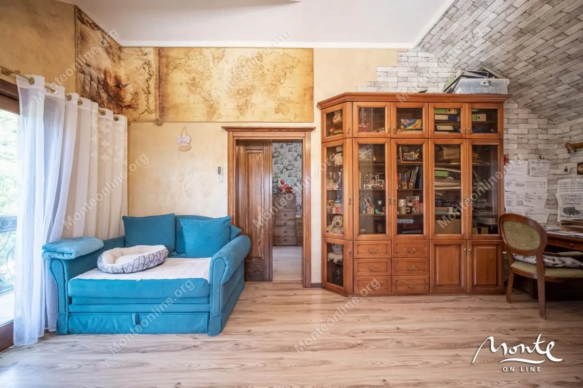 Prodaja, kuća, 130m², Tivat, Crna Gora