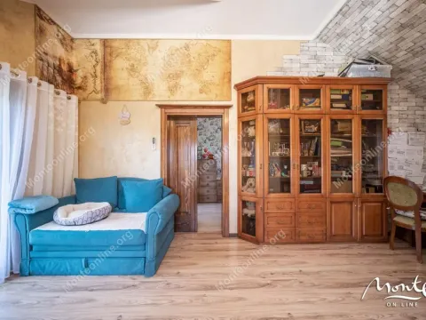 Prodaja, kuća, 130m², Tivat, Crna Gora - image 23