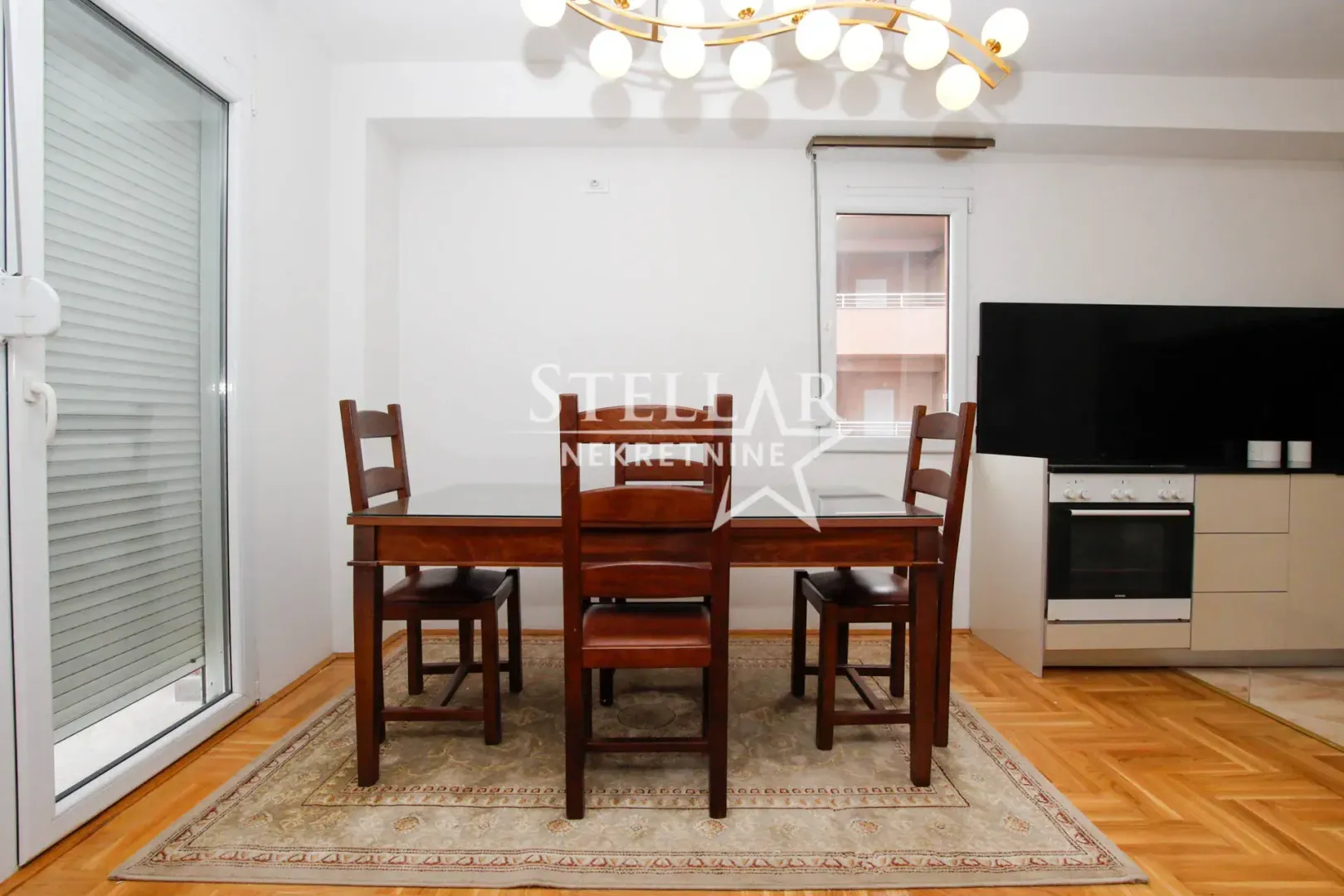 Rent, three bedroom apartment, 92m², 1 maj, Podgorica