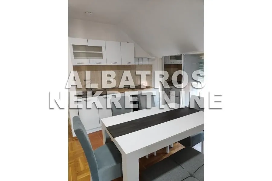 Izdavanje, jednosoban stan, 45m², Altina, Beograd
