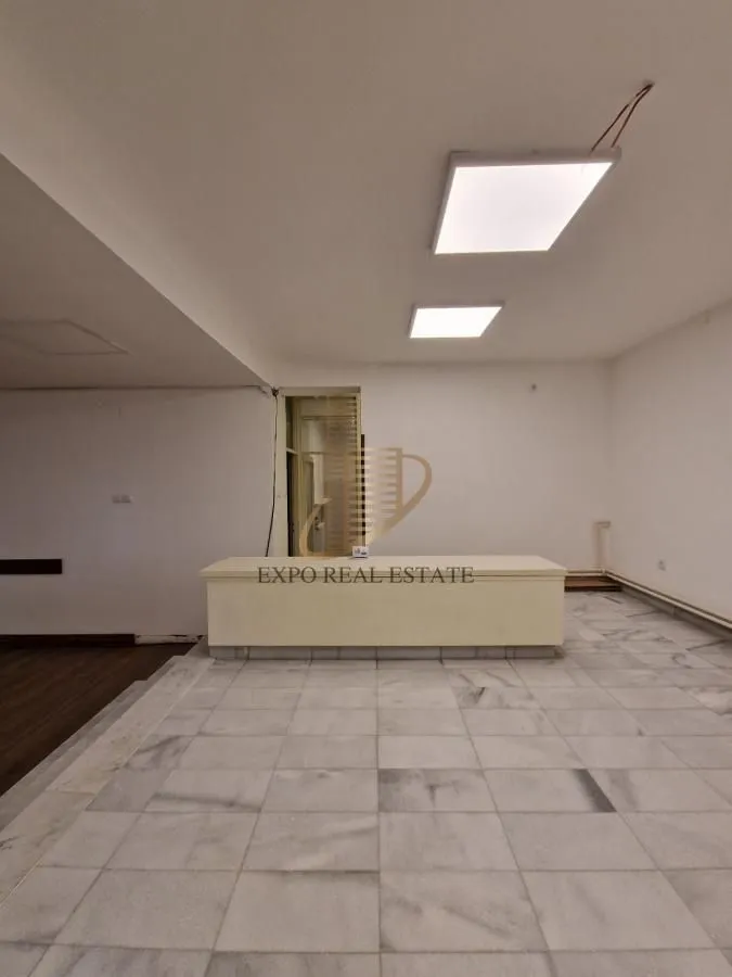 Sale, office space, 176m², Kosančićev Venac, Beograd