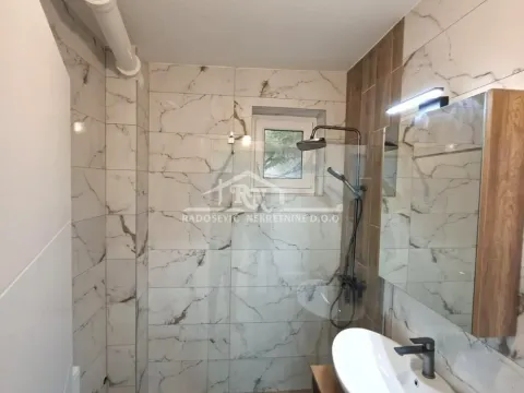 Prodaja, trosoban stan, 75m², Čukarica, Beograd - image 12