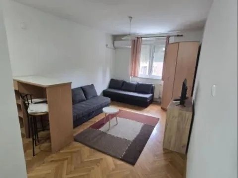 Izdavanje, garsonjera, 25m², Grbavica, Novi Sad Sve Podlokacije - image 9