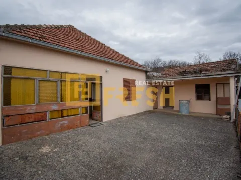 Prodaja, kuća, 109m², Ostalo, Podgorica - image 18