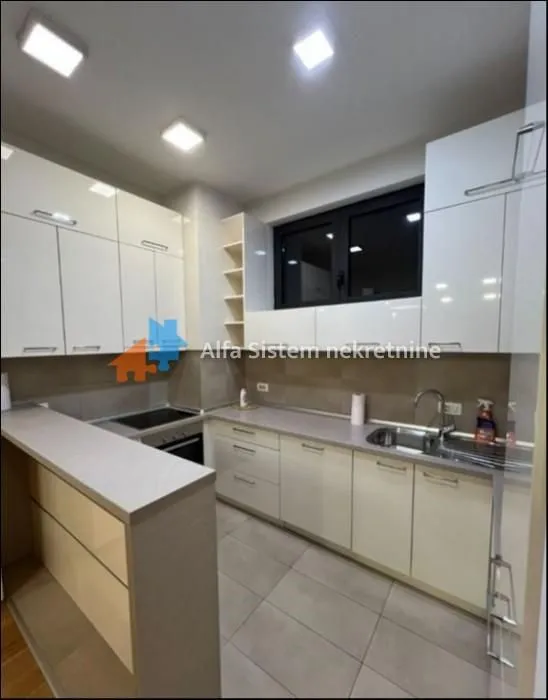 Rent, three bedroom apartment, 86m², Tašmajdan, Palilula Sve Podlokacije