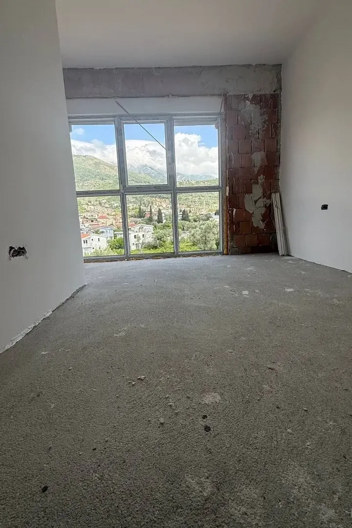 Sale, two bedroom apartment, 60m², Bjeliši, Bar