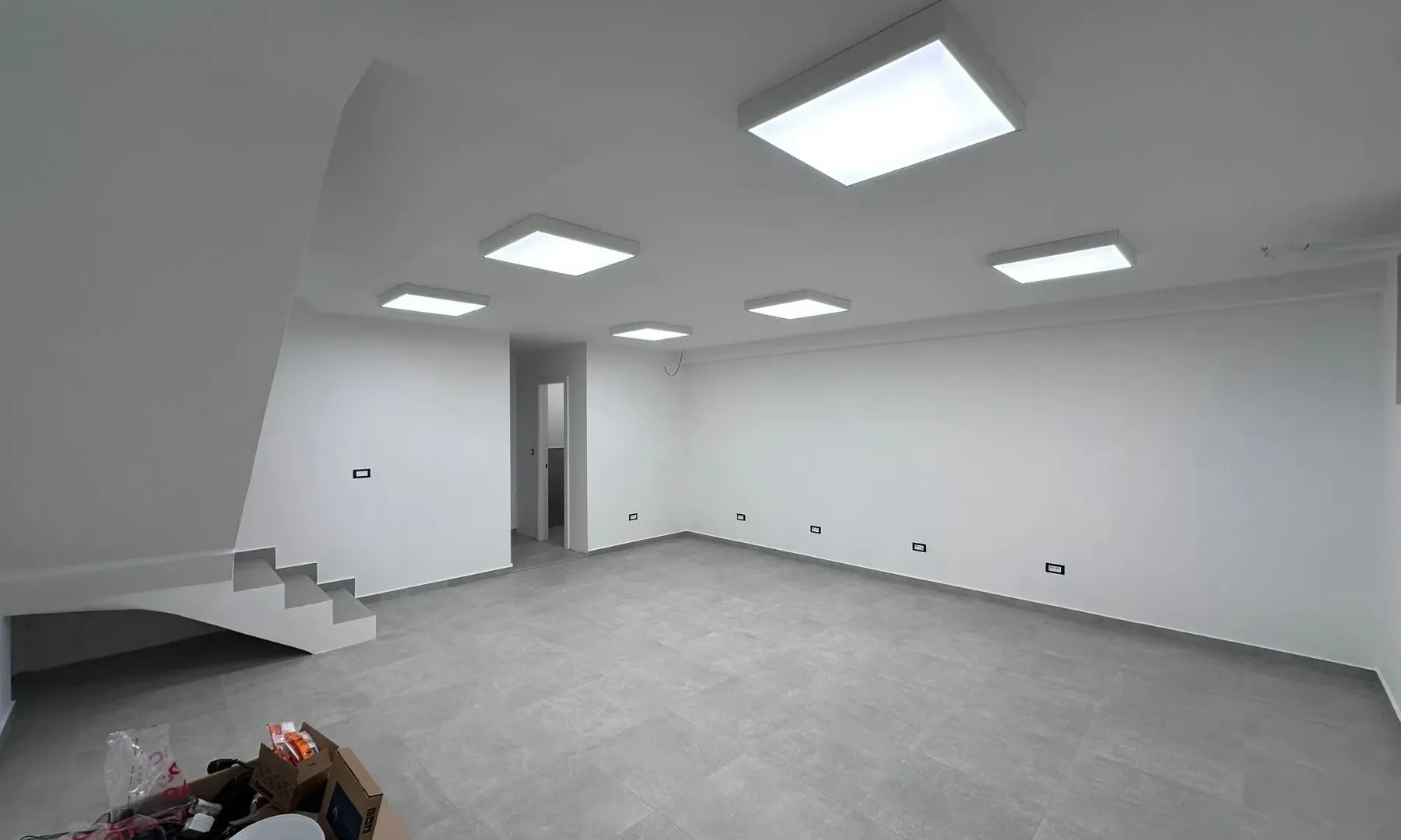 Rent, office space, 95m², City Kvart, Podgorica