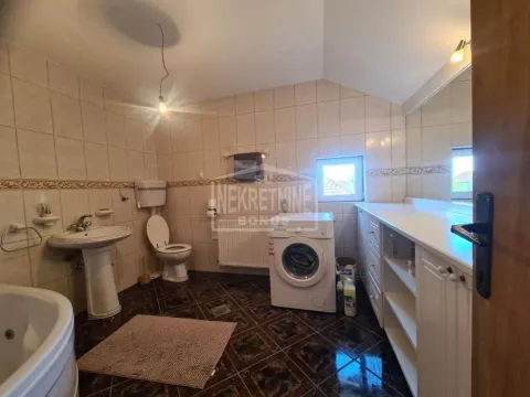 Prodaja, kuća, 260m², Bajmok, Subotica - image 13