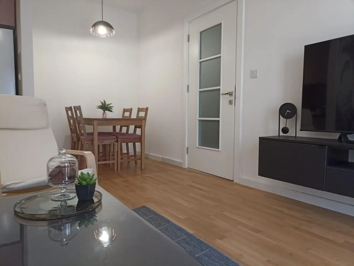 Rent, one bedroom apartment, 46m², Seljanovo, Tivat