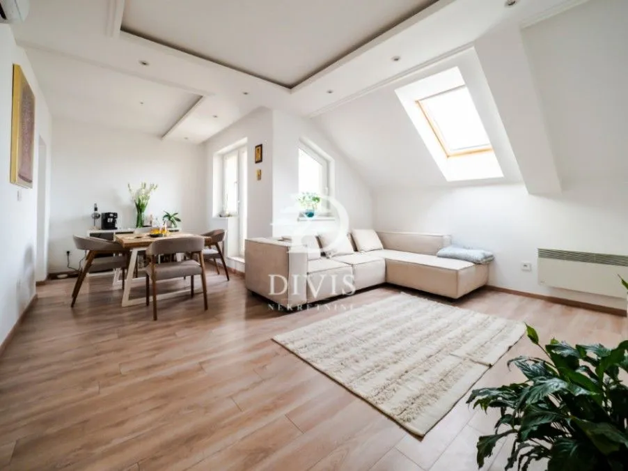 Prodaja, četvorosoban stan, 82m², Lekino Brdo, Voždovac Sve Podlokacije