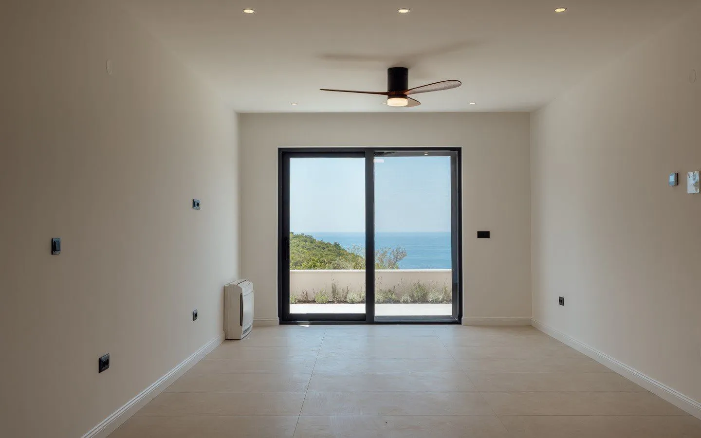 Sale, house, 318m², Reževići, Budva