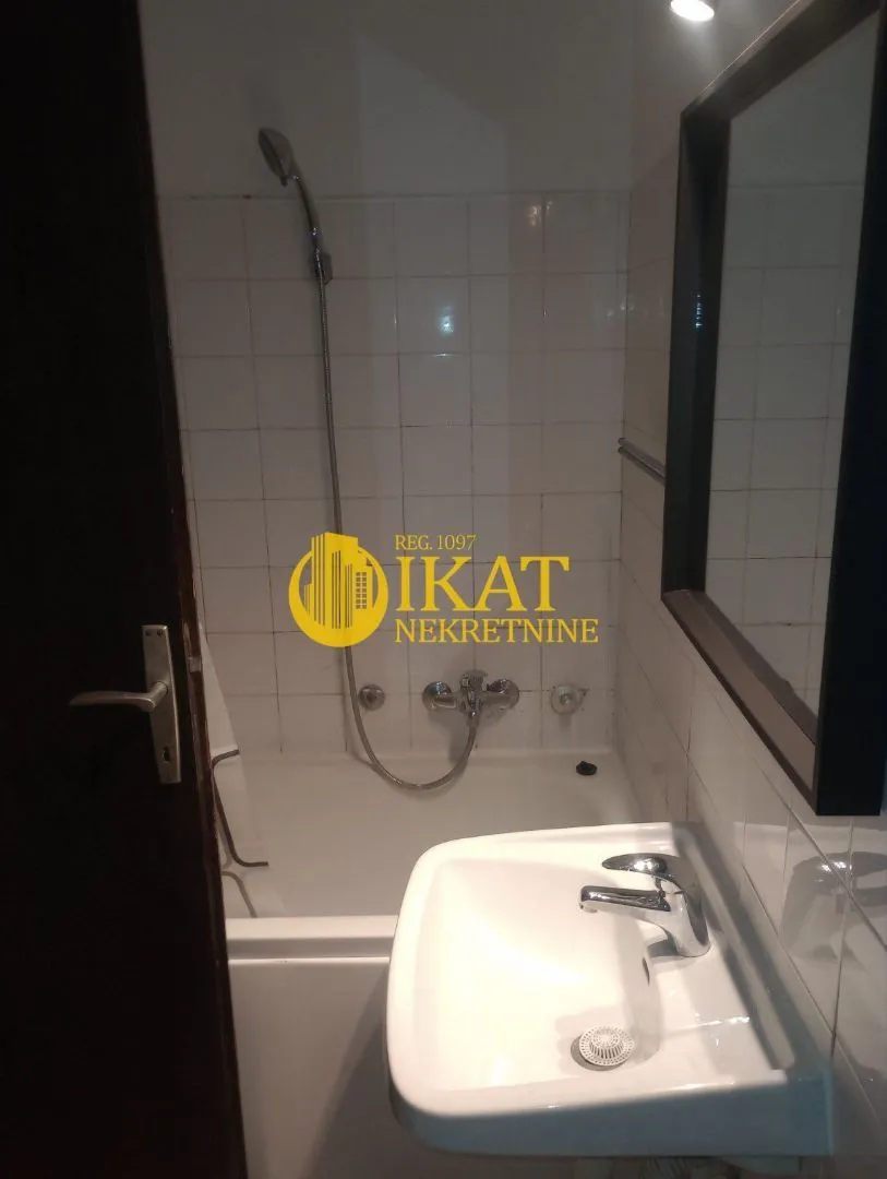 Izdavanje, dvosoban stan, 57m², Banjica, Voždovac Sve Podlokacije