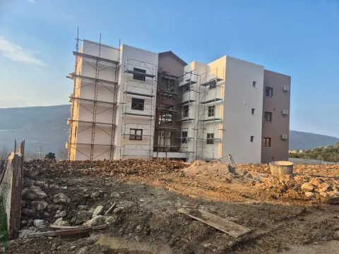 Prodaja, jednosoban stan, 46m², Đenovići, Herceg Novi - image 1