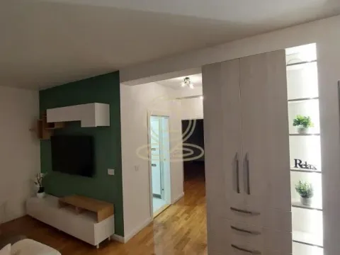 Izdavanje, trosoban stan, 90m², Lekino Brdo, Voždovac Sve Podlokacije - image 13