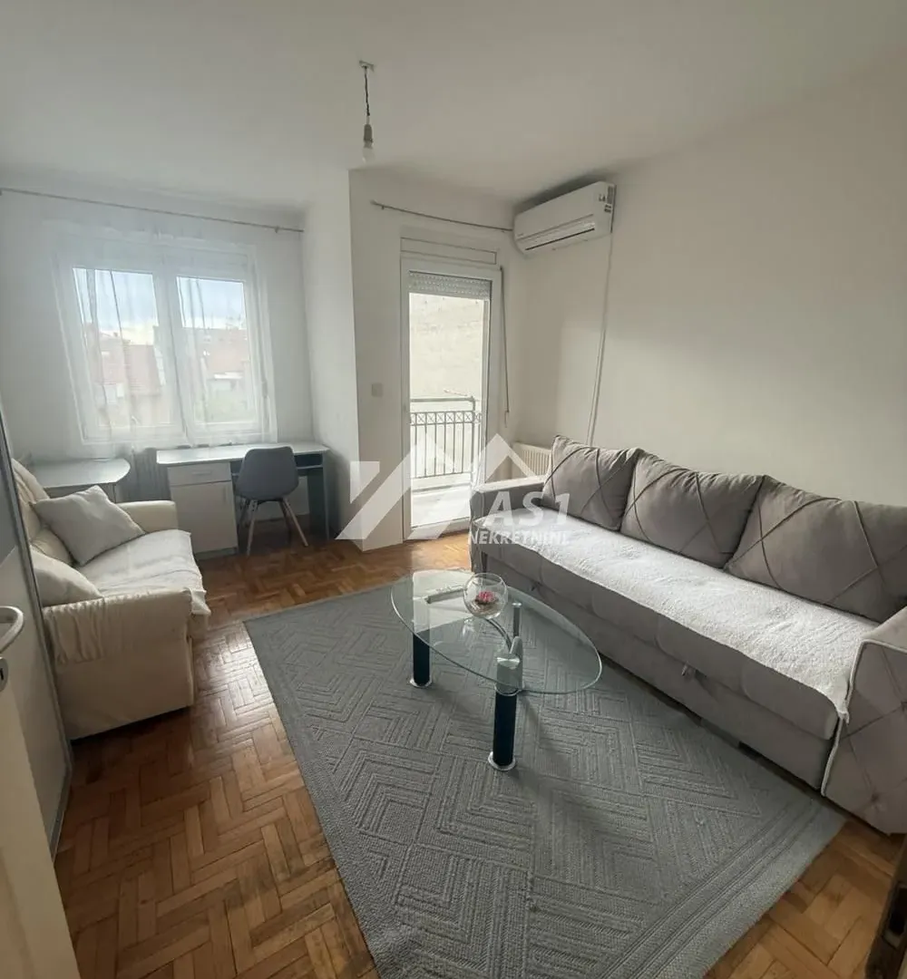 Izdavanje, jednosoban stan, 33m², Grbavica, Novi Sad Sve Podlokacije