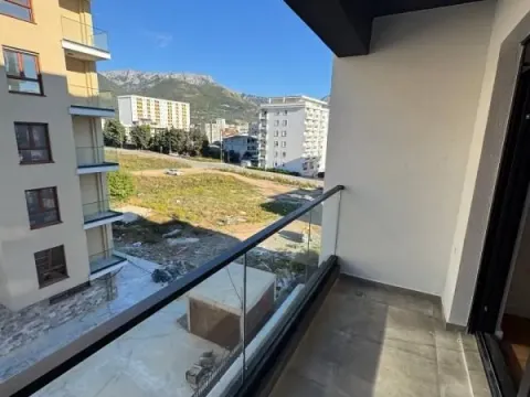 Sale, one bedroom apartment, 41m², Šušanj, Bar - image 5