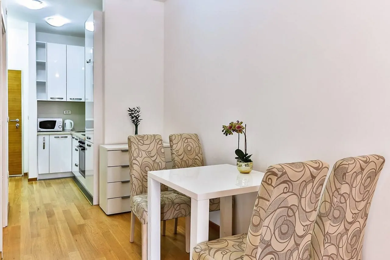 Rent, one bedroom apartment, 40m², Budva, Crna Gora