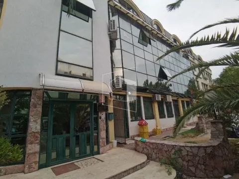 Prodaja, poslovni prostor, 535m2, Centar, Podgorica Prodaja, poslovni prostor, 535m2, Centar, Podgorica