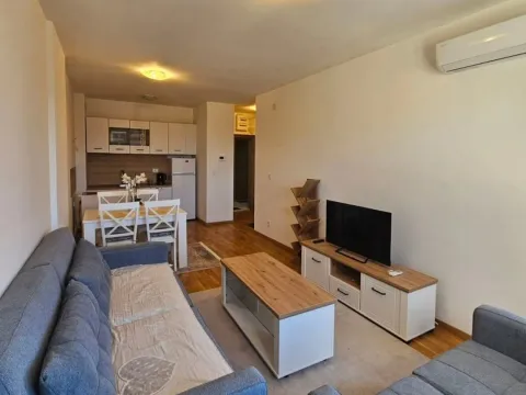Prodaja, jednosoban stan, 45m², Bečići, Budva - image 2