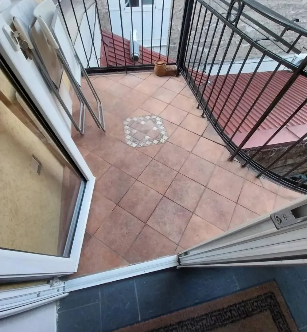 Sale, three bedroom apartment, 82m², Skadarlija, Beograd