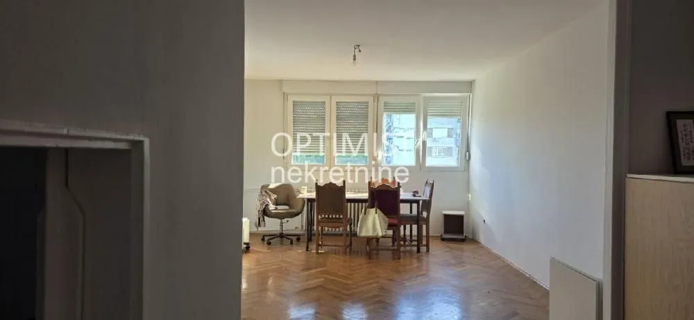 Prodaja, dvosoban stan, 58m², Novi Beograd Blok 1 Fontana, Novi Beograd Sve Podlokacije