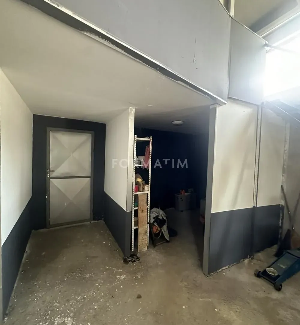 Rent, office space, 350m², Krnjaca, Palilula Sve Podlokacije