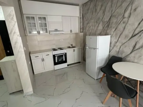 Izdavanje, jednosoban stan, 45m², Lazi, Budva - image 6