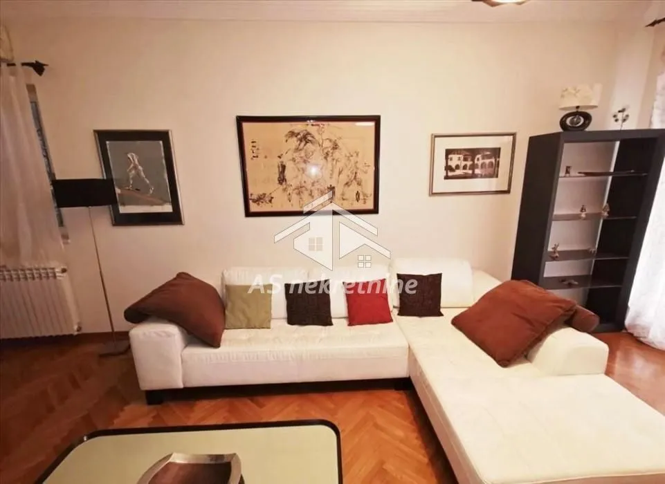 Rent, two bedroom apartment, 67m², Stari Grad, Beograd