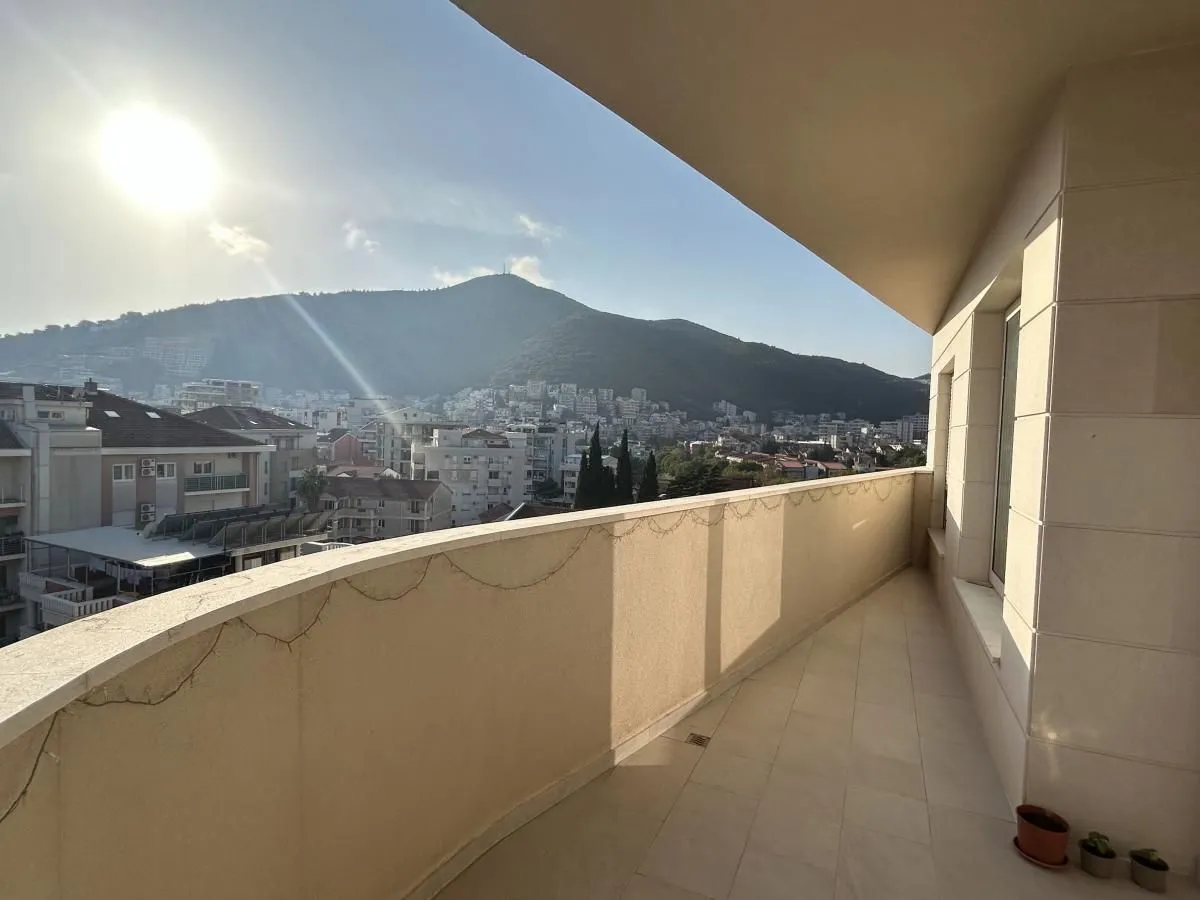 Sale, two bedroom apartment, 71m², Centar, Budva