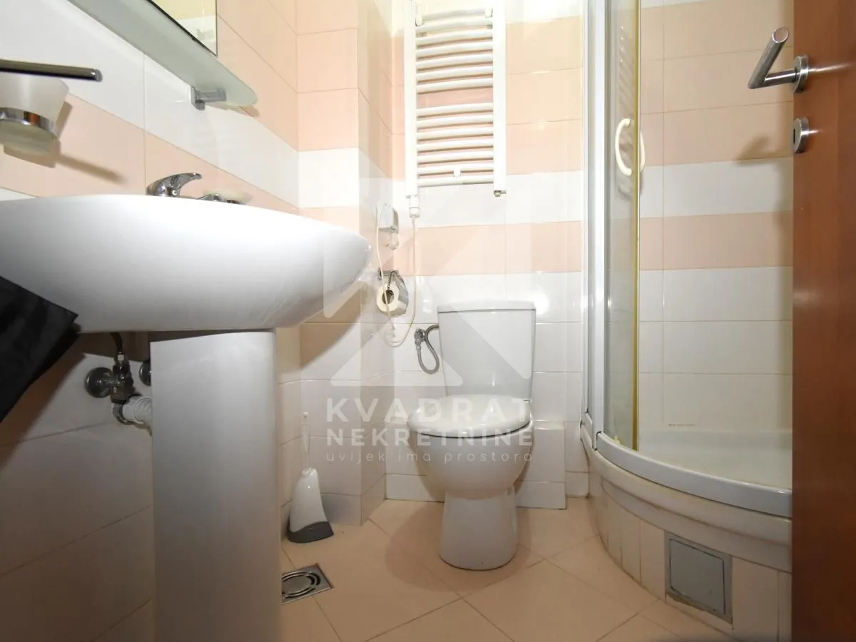 Rent, studio apartment, 24m², Stari Aerodrom, Podgorica