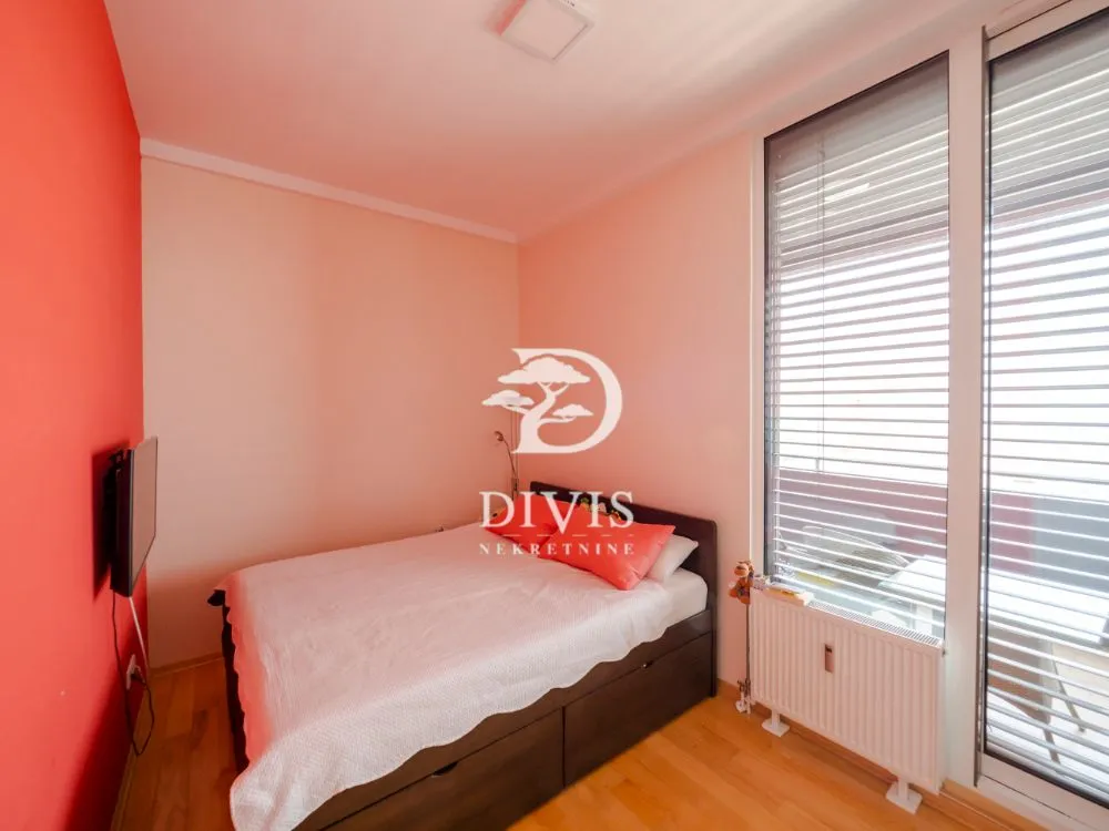 Sale, four bedroom apartment, 129m², Karaburma, Palilula Sve Podlokacije