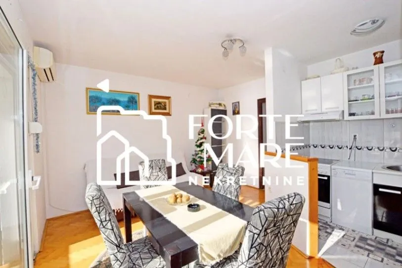 Prodaja, dvosoban stan, 47m², Herceg Novi, Crna Gora