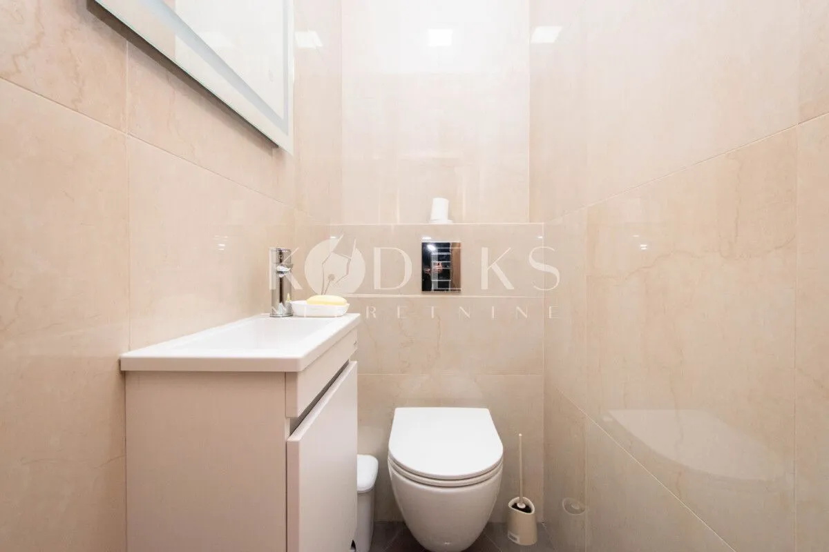 Rent, three bedroom apartment, 98m², City Kvart, Podgorica