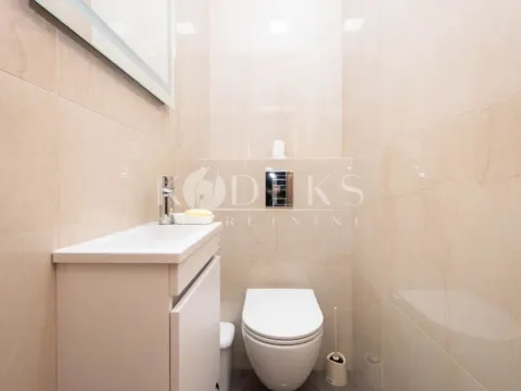 Izdavanje, trosoban stan, 98m², City Kvart, Podgorica - image 7