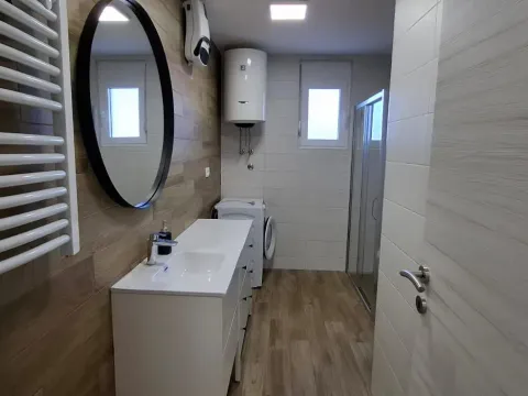 Rent, three bedroom apartment, 100m², Zagorič, Podgorica - image 12