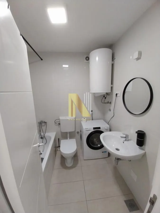 Izdavanje, četvorosoban stan, 70m², Podbara, Novi Sad Sve Podlokacije