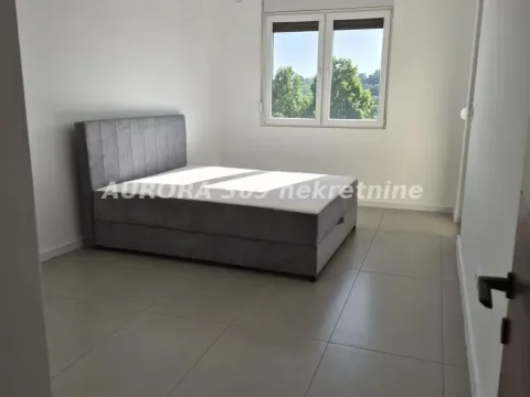 Rent, two bedroom apartment, 62m², Irig, Srbija - image 4