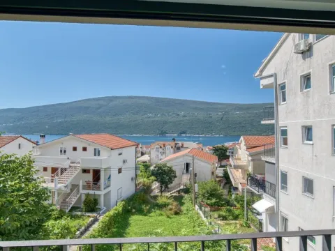 Sale, two bedroom apartment, 80m², Đenovići, Herceg Novi - image 4